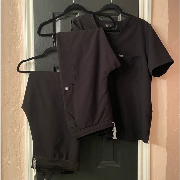 Figs Other - FIGS 3 piece set Black
